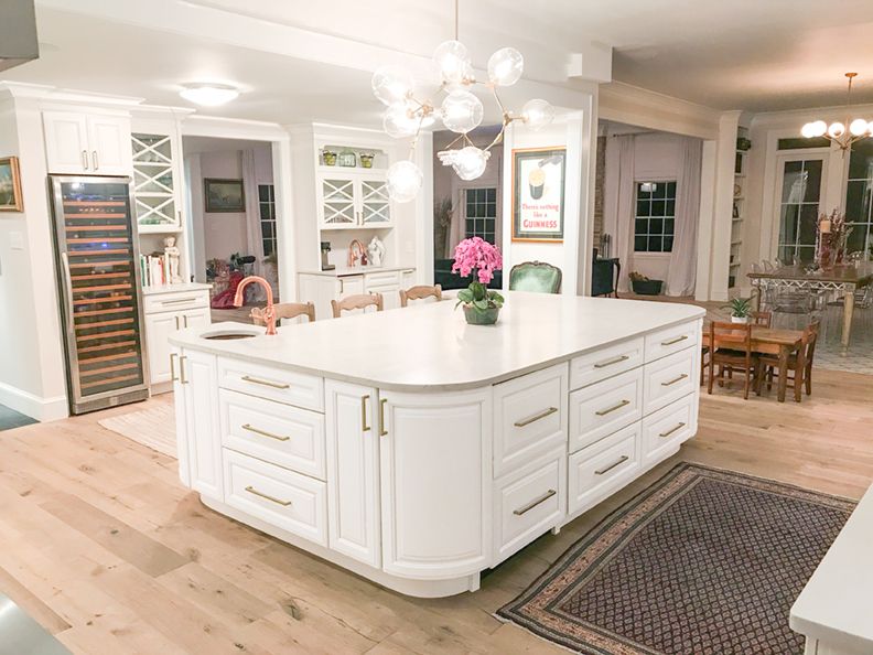 White Kitchen Oversized Island