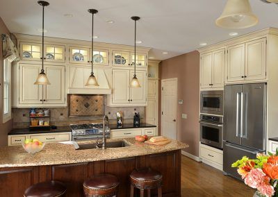 Traditional Kitchen with Island