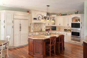 Traditional Kitchen with Island